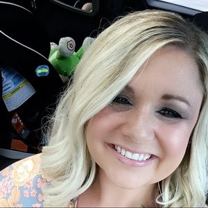 Meet your Posher, Stacey